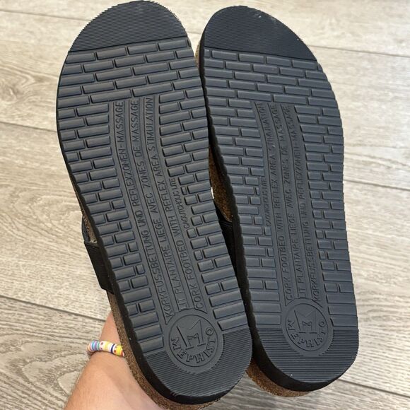 Mephisto Sandals Women's Helen Thong Black size 40 /10 US Slides - Picture 5 of 6